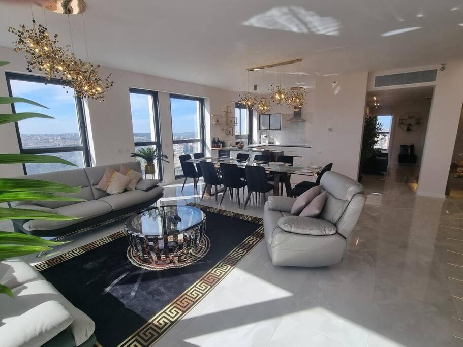 Jtower Royal Suites - The Penthouse - Alefimmoed 耶路撒冷 外观 照片