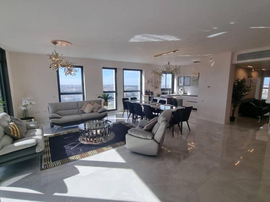 Jtower Royal Suites - The Penthouse - Alefimmoed 耶路撒冷 外观 照片